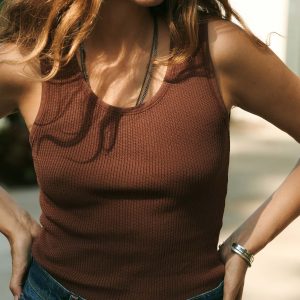 the vintage tank in open knit chestnut