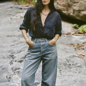 the buckleback jean in washed indigo stripe