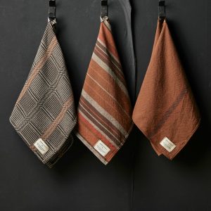 i+w x family heirloom weavers hand towel pack 04