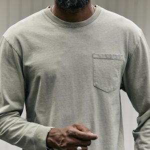 long sleeve pocket tee in stone
