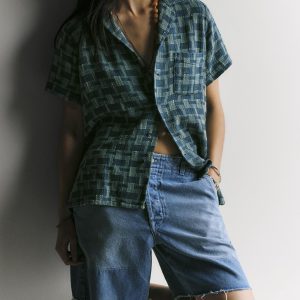 the sunfair shirt in open knit indigo